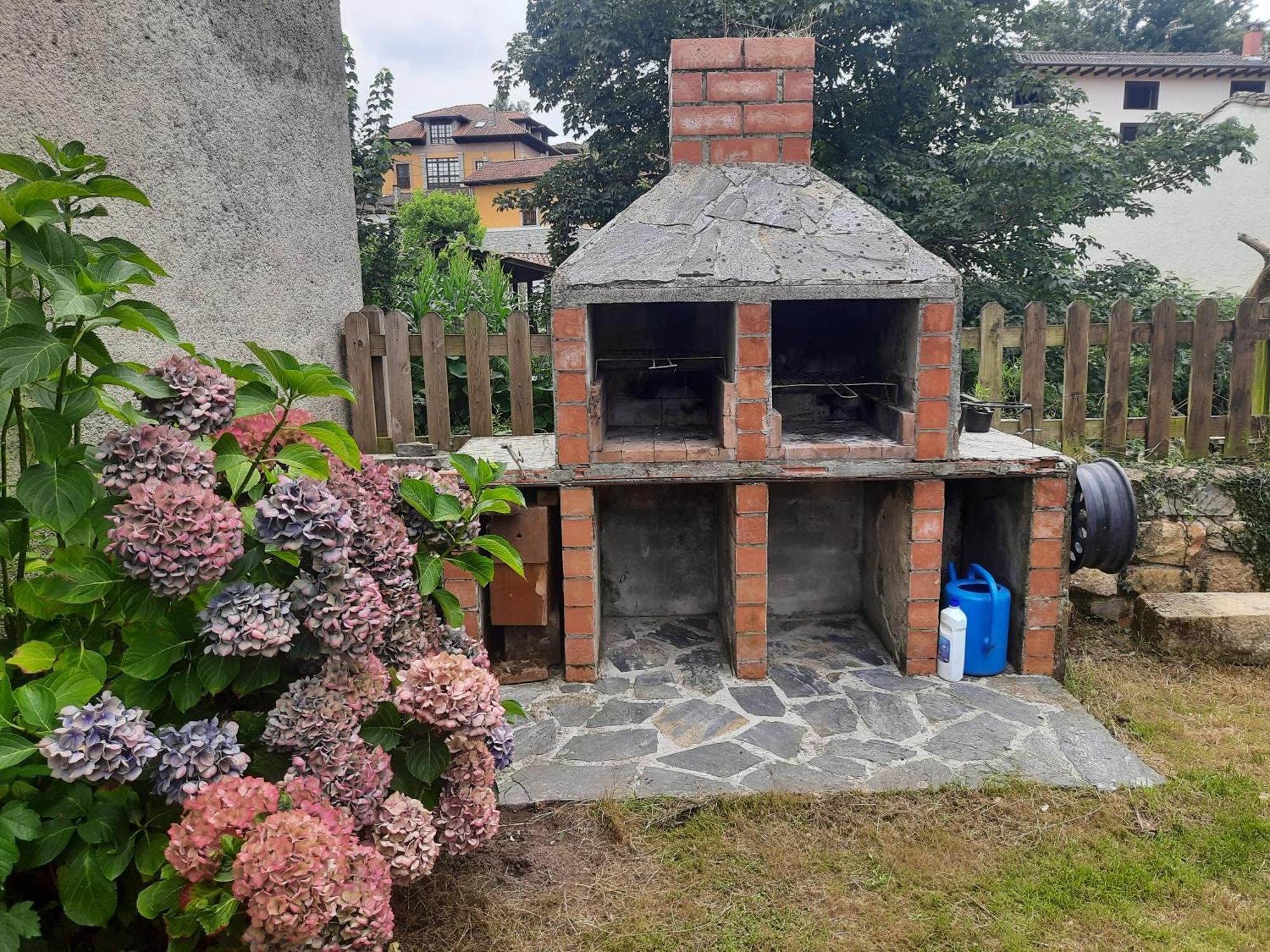 Apartamentos Rurales La Candaliega Onís Esterno foto