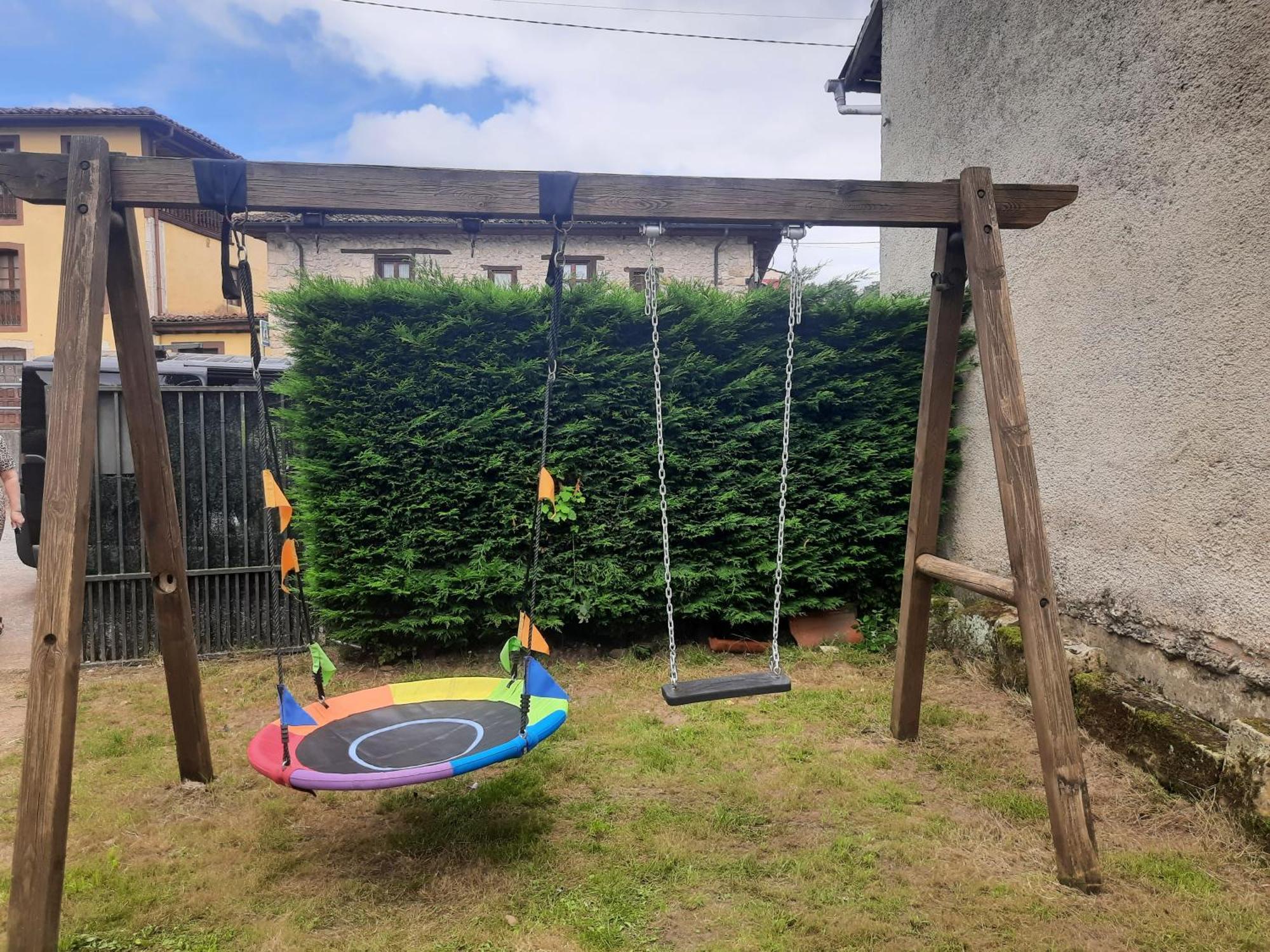 Apartamentos Rurales La Candaliega Onís Esterno foto